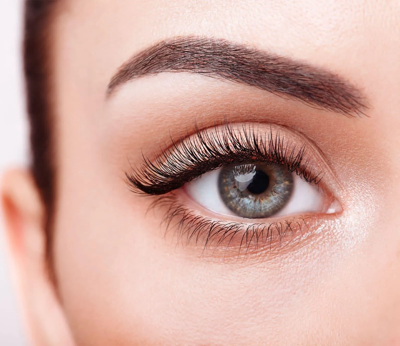 Rehaussement de cils AVEC teinture    90 min.