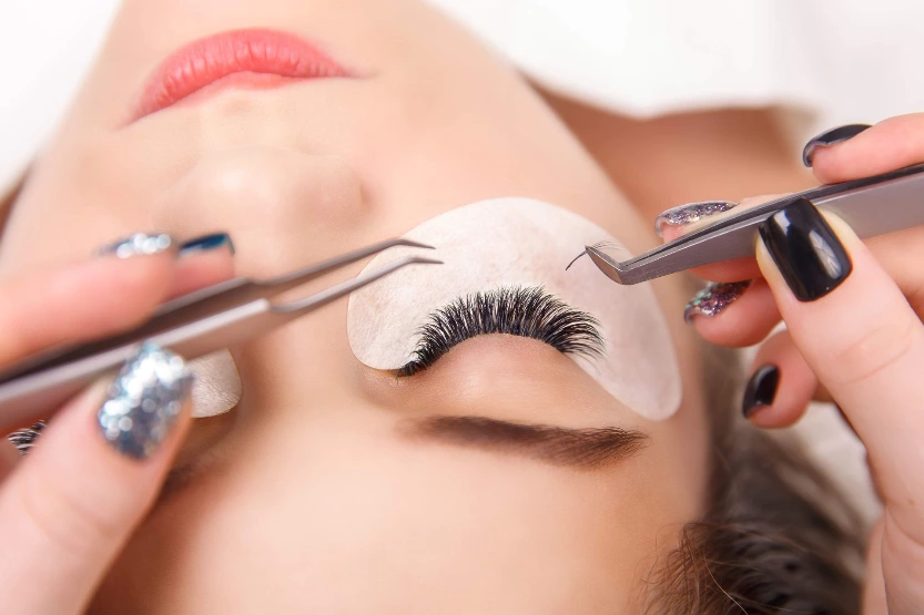 Extention de cils VOLUME RUSSE  60 min.